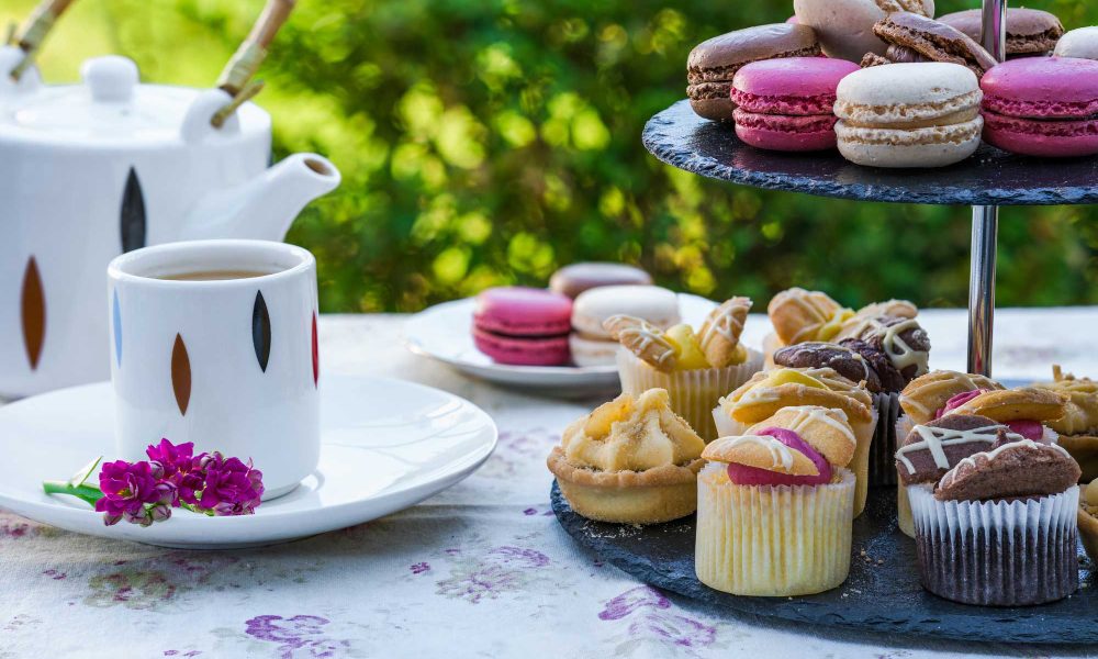 how to host a tea party