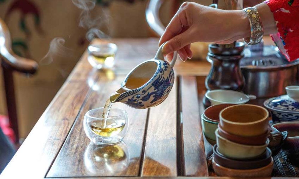 Tea sommelier